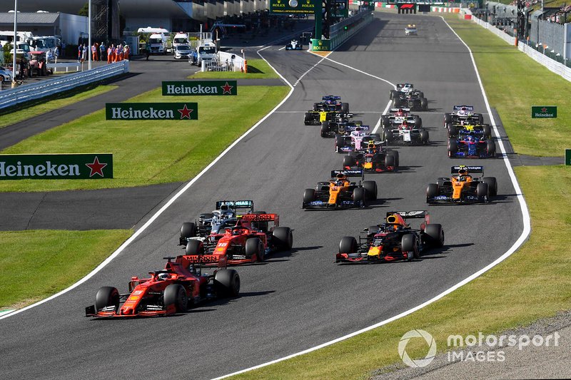 Sebastian Vettel, Ferrari SF90, mène la poursuite de Bottas