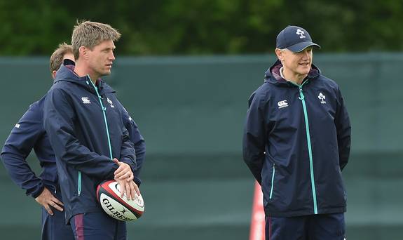 Brent Pope: "Un appel téléphonique à Ronan O'Gara devrait être la première chose que fera Joe Schmidt avant le choc des All Blacks"