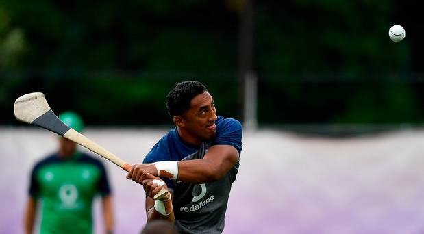 L’absence de Bundee Aki ne changera pas la façon dont nous nous préparons pour l’Irlande, insiste Ian Foster, entraîneur adjoint des All Blacks
