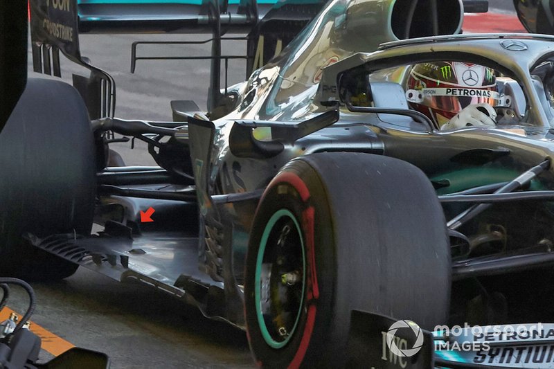 Mercedes AMG F1 W10 étage