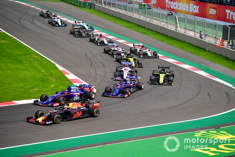 Max Verstappen, RB15 Red Bull Racing, Daniil Kvyat, Toro Rosso STR14, Pierre Gasly, Toro Rosso STR14, Daniel Ricciardo, Renault R.S.19
