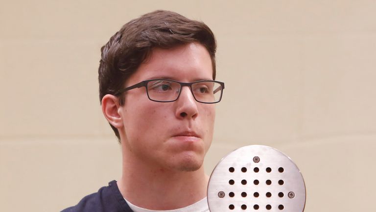 San Diego, Californie - 30 avril: John T. Earnest lors de son audience de mise en accusation devant la Cour supérieure du comté de San Diego le 30 avril 2019 à San Diego, en Californie. Earnest fait face à des accusations de meurtre et de tentative de meurtre à la synagogue Chabad of Poway, où une femme a été tuée et trois blessées. (Photo de Nelvin C. Cepeda-Pool / Getty Images)