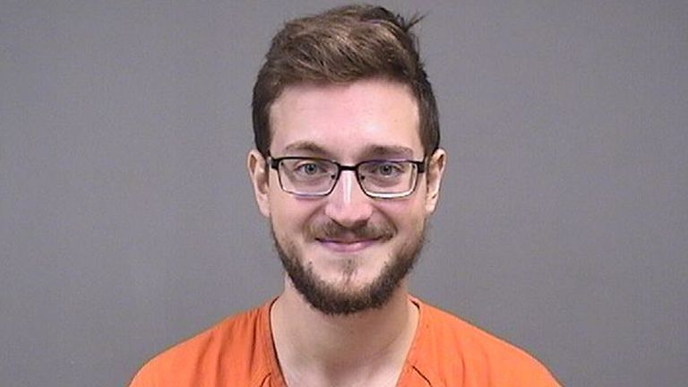 James Reardon Jr., arrêté le 19 août 2019 pour avoir menacé d'attaquer un centre de la communauté juive locale, est indiqué sur une photo de réservation. Le bureau / le dépliant de Mahoning County Sherriff via REUTERS ATTENTION ÉDITEURS - CETTE IMAGE A ÉTÉ FOURNIE PAR UN TIERS.
