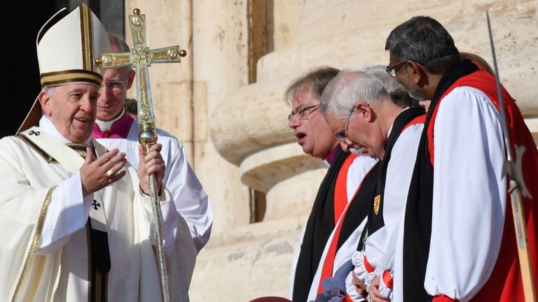 Le pape François a canonisé John Henry Newman au Vatican