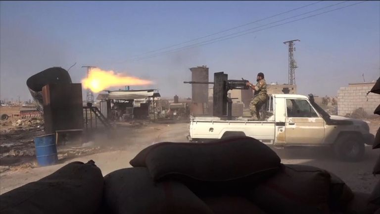 Les combats entre Kurdes et milices soutenues par la Turquie s'intensifient dans le nord-est de la Syrie