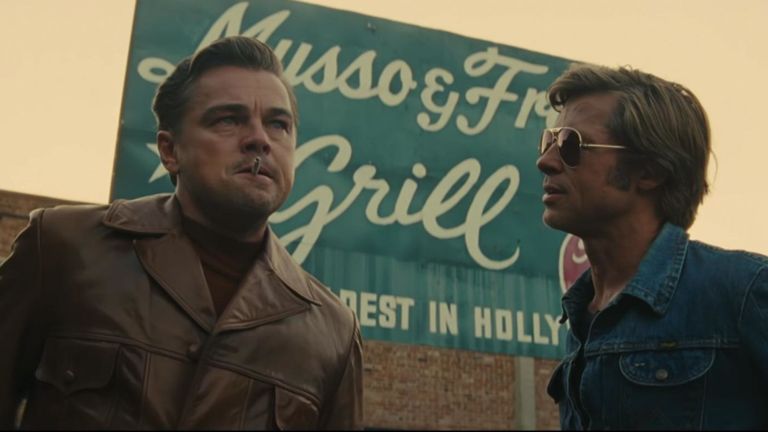 Brad Pitt, Leonardo DiCaprio et Lena Dunham félicitent Tarantino pour sa réalisation sur son neuvième film.