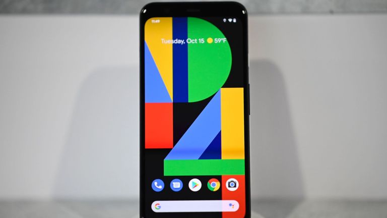 Il a été suggéré que quelqu'un d'autre puisse accéder au téléphone en le tenant devant le visage de son propriétaire endormi