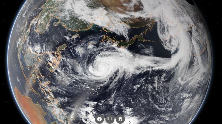 Jusqu'à 50 cm de pluie pourraient frapper certaines régions du Japon. Pic: NOAA