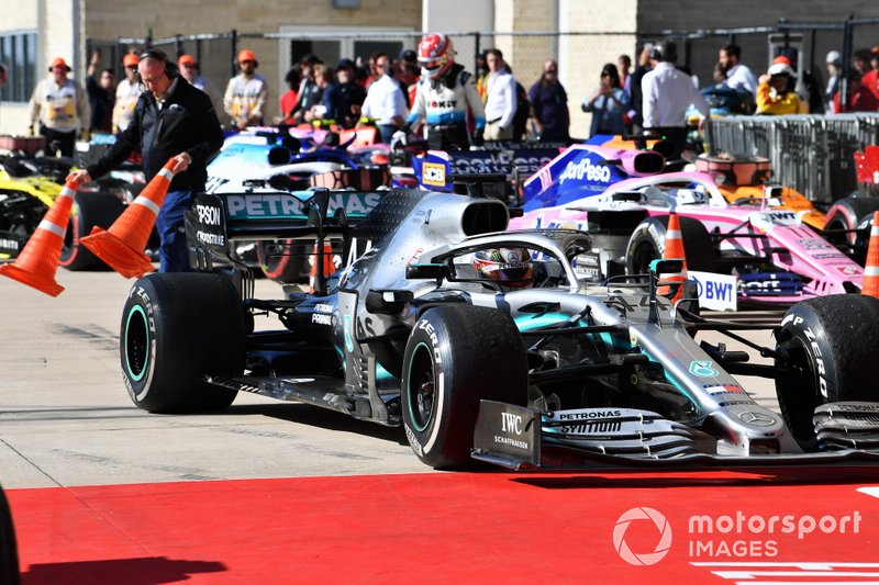 Lewis Hamilton, Mercedes AMG F1 W10, 2e position, arrive au Parc Fermé