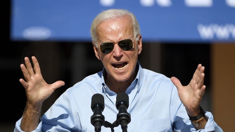 Las Vegas, Nouvelle-Zélande - 27 septembre: candidat à la présidentielle démocrate et ancien vice-président américain, Joe Biden, parle aux électeurs au centre communautaire de Las Vegas est le 27 septembre 2019 à Las Vegas, Nevada. Biden est toujours le favori dans la plupart des scrutins nationaux, mais son avance sur le sénateur américain Elizabeth Warren se rétrécit. (Photo par Ethan Miller / Getty Images)