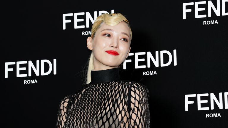 Séoul, Corée du Sud - 3 septembre: ancienne membre du groupe de filles sud-coréenne f (x), Sulli, assiste à la photocall pour FENDI le 03 septembre 2019 à Séoul, en Corée du Sud. (Photo par Han Myung-Gu / WireImage)