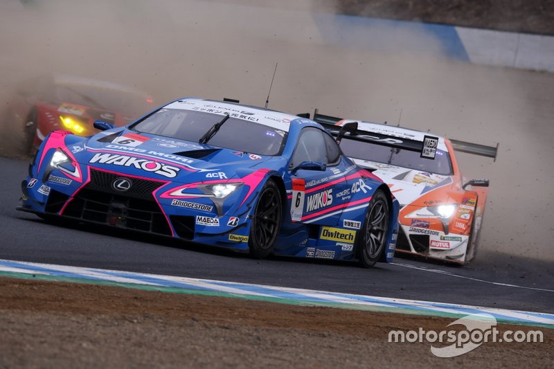 N ° 6 WAKO’S 4CR LC500 et n ° 36 au TOM’S LC500