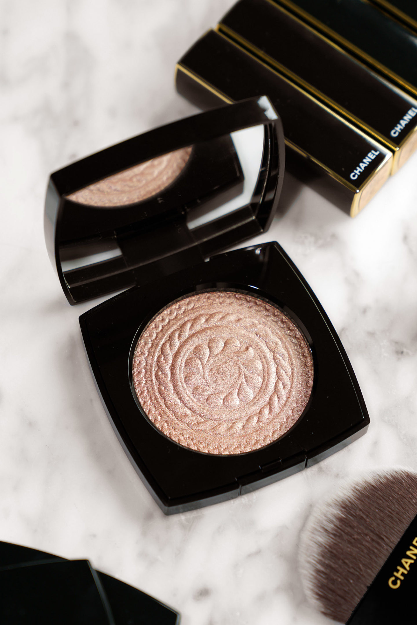 Chanel Surligneur Métal Pêche
