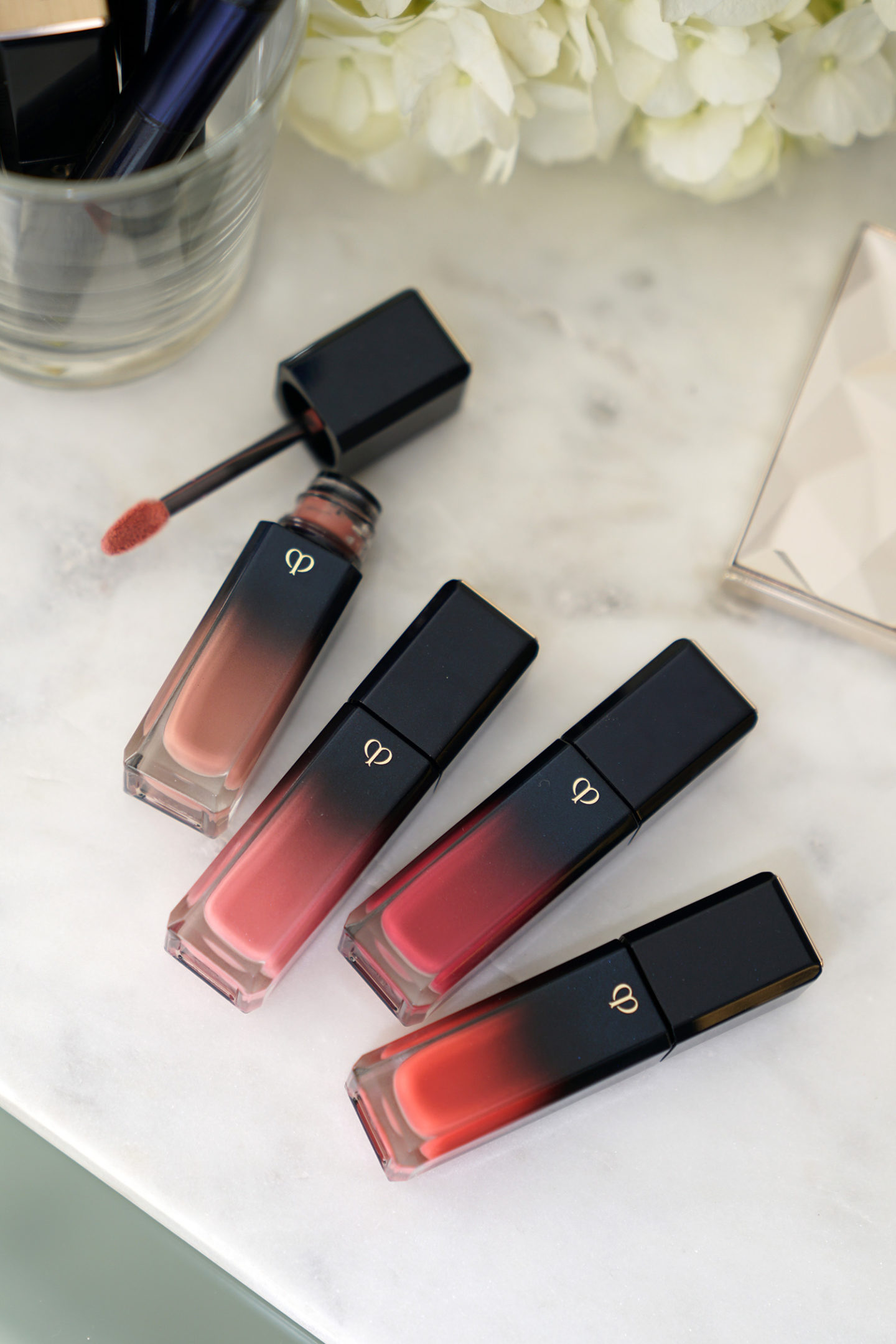 Rouge à lèvres liquide Radiant Liquid Rouge Shine de Cle de Peau