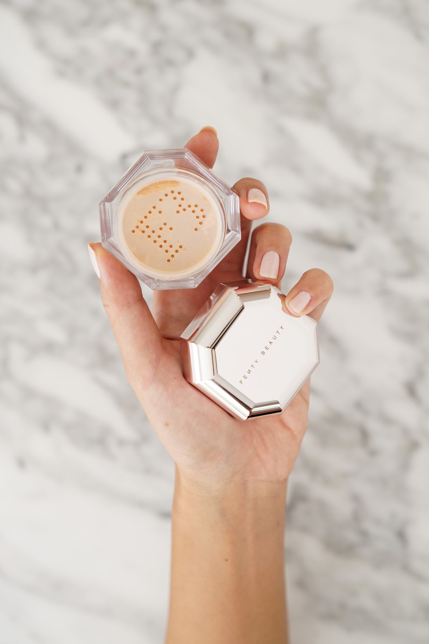 Fenty Mini Cajou en Poudre Libre