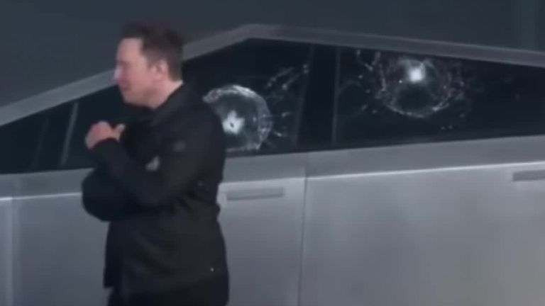 Oups ... Le verre blindé de Tesla fracasse le premier essai