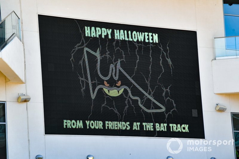 Joyeux Halloween signe sur la bonne voie