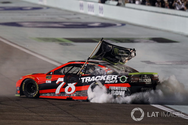 Champion 2017 - Martin Truex Jr. et Furniture Row Racing