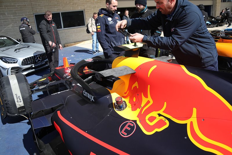 Red Bul Racing RB15, arrière