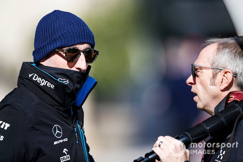 Robert Kubica, Williams Racing, sentretient avec Mark Thompson de Getty Images