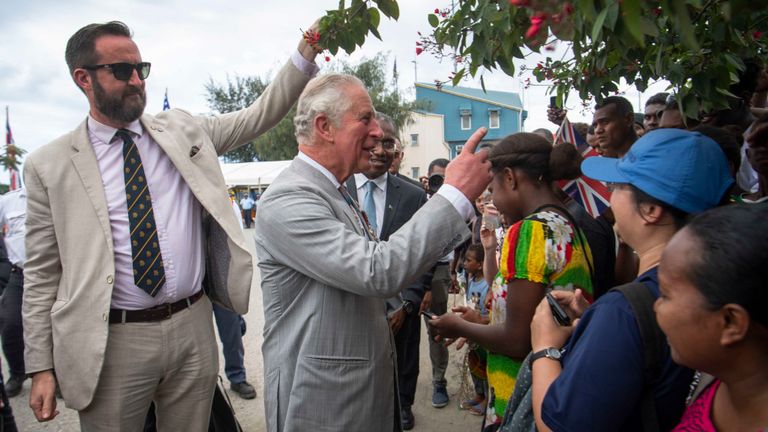 Le prince a rencontré des sympathisants aux Îles Salomon