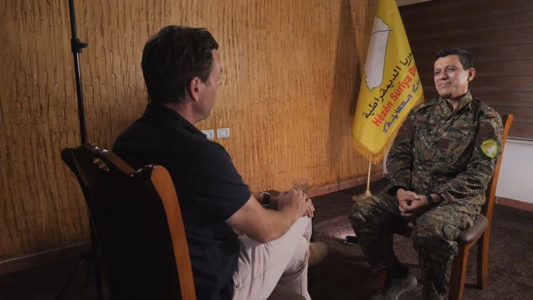 Le général Mazloum Kobane s’est entretenu avec Sky News & # 39; Mark Stone dans un lieu secret en Syrie