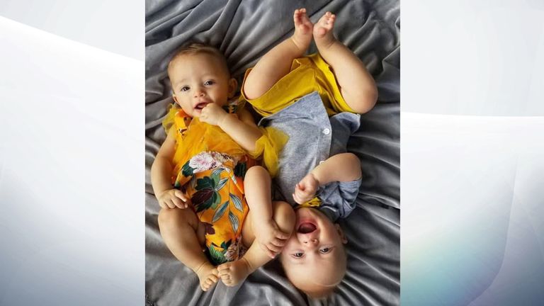 Les jumeaux de Rhonita, Tiana et Titus
