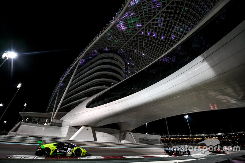 77 Barwell Motorsport Lamborghini Huracán GT3 Evo: Adrian Amstutz, Miguel Amos, Jordan Witt, Patrick Kujala 