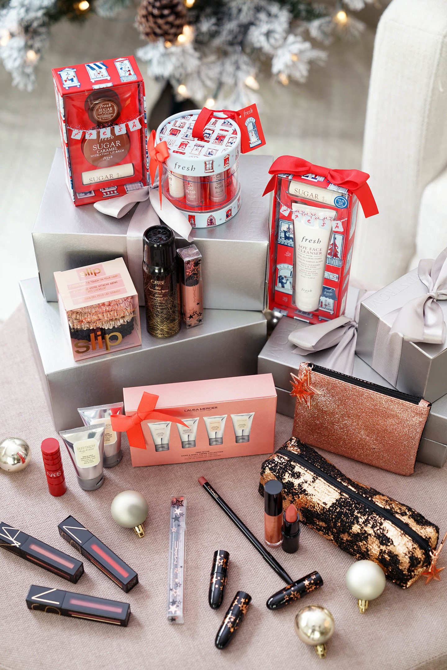 Guide de cadeaux des Fêtes Beauty Look Book