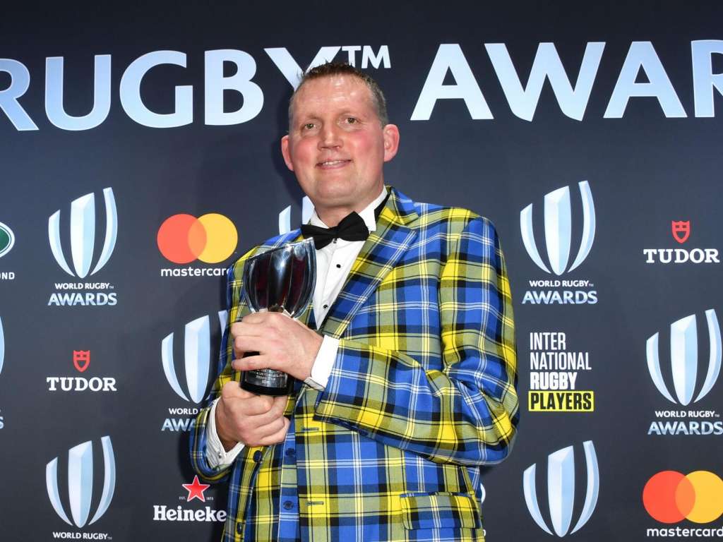 Doddie Weir reçoit le prix Helen Rollason à BBC SPOTY pour sa lutte contre les maladies des motoneurones