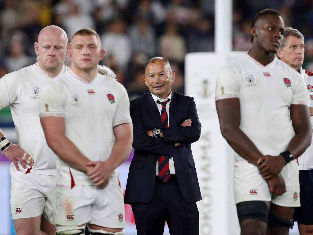 L'avenir d'Eddie Jones reste dans le doute sans progrès sur le nouveau contrat, confirme le directeur général de RFU, Bill Sweeney