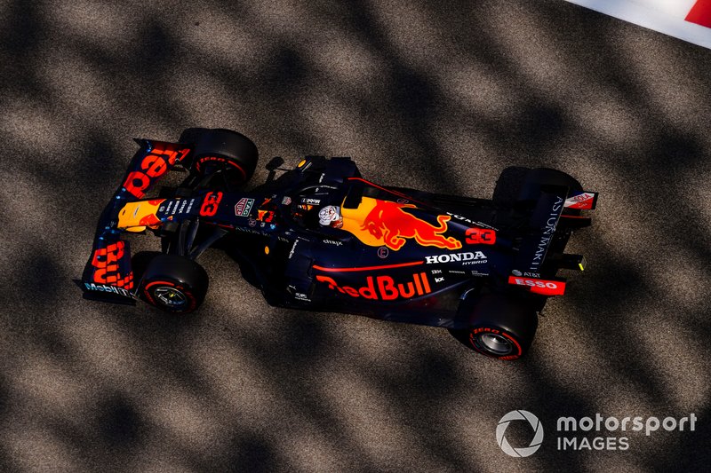 2: Max Verstappen, Red Bull RB15, 135.139
