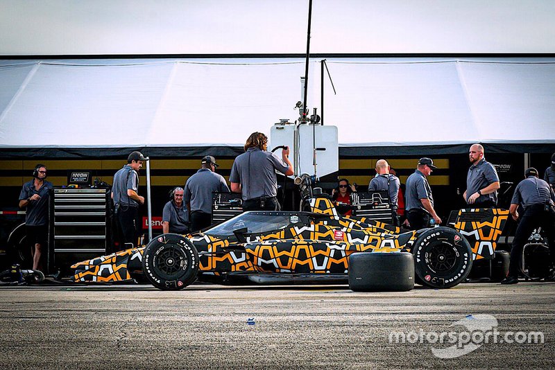Askew n’était que le spectateur du premier test de l’Arrow McLaren SP-Chevrolet d’O’Ward, mais vous pouvez être sûr qu’il l’avait encore appris de la journée. 