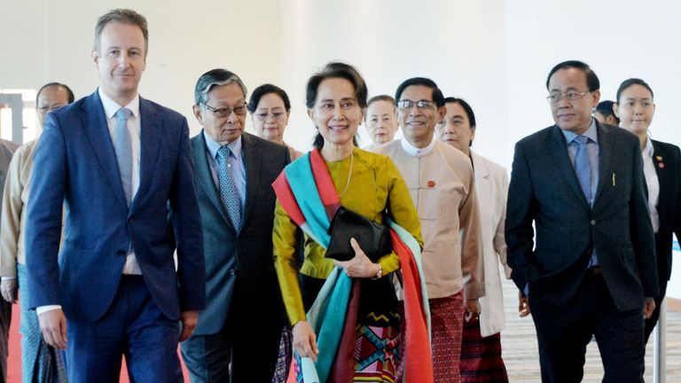   Suu Kyi a quitté le Myanmar hier depuis l'aéroport international de Naypyidaw