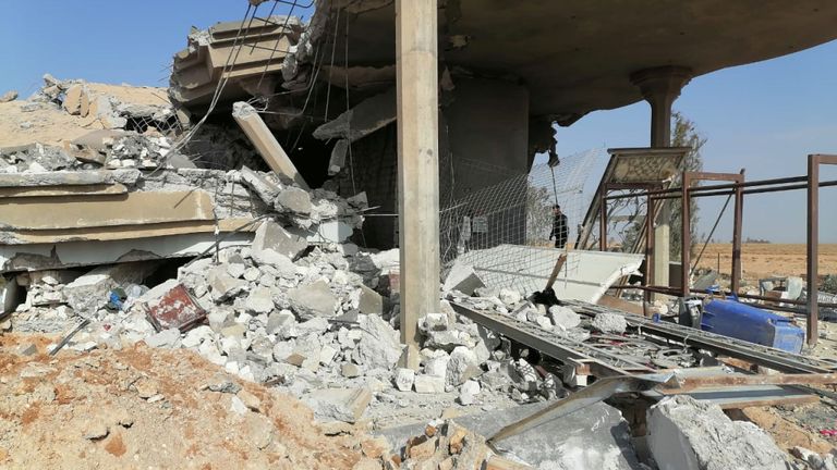 Le quartier général désormais détruit de la milice du Kezib Hezbollah dans l'ouest de l'Irak