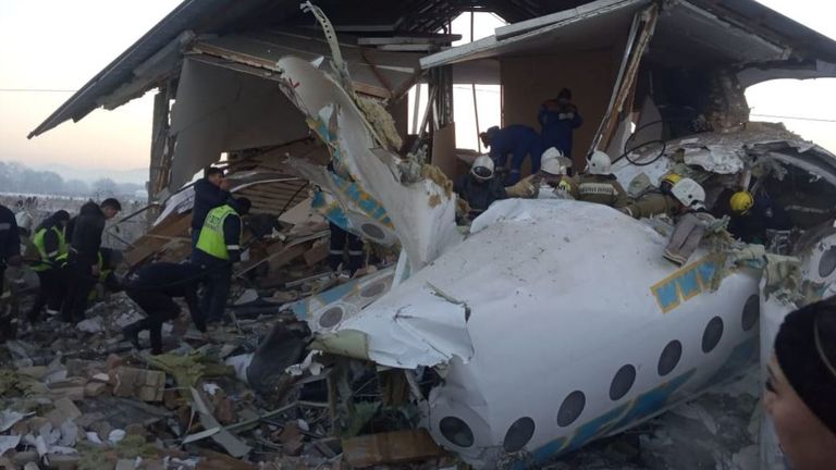 L'avion avait perdu de la hauteur lors du décollage. Photo: Comité d'urgence du Kazakhstan