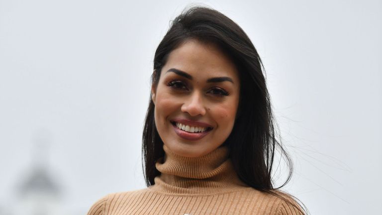 La candidate à Miss Monde 2019 Miss Angleterre Bhasha Mukherjee
