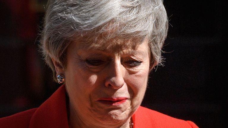 Theresa May annonce sa démission en dehors du n ° 10