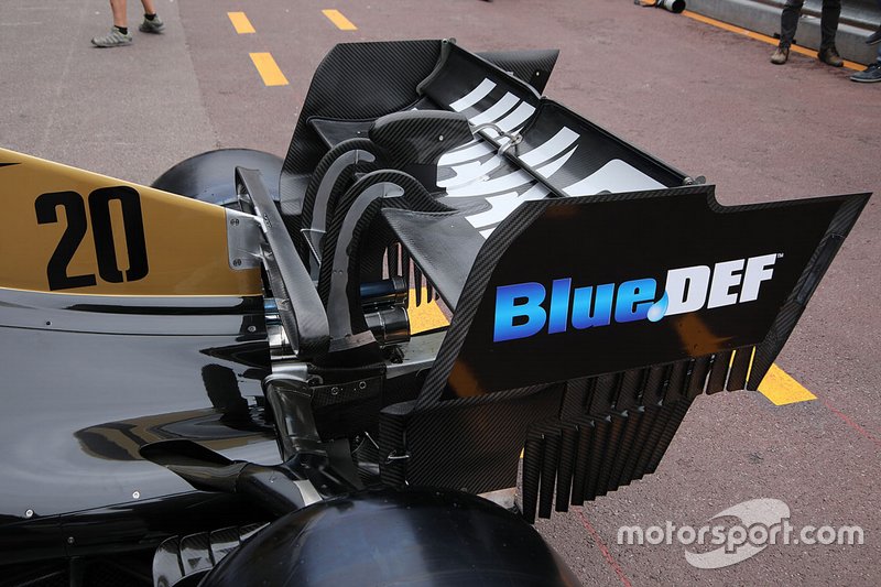 Détails techniques de laileron arrière de la Haas F1 Team