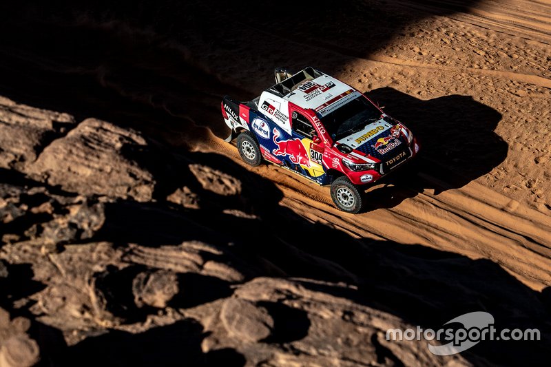 # 304 Toyota Gazoo Racing: Giniel De Villiers, Alex Haro Bravo