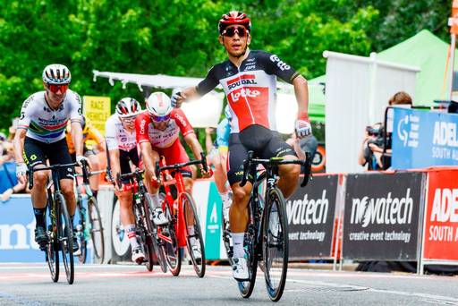 Sam Bennett chute au deuxième rang du Tour Down Under après sa 13e place à la deuxième étape