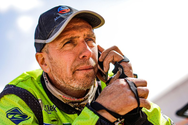 # 40 KTM: Edwin Straver