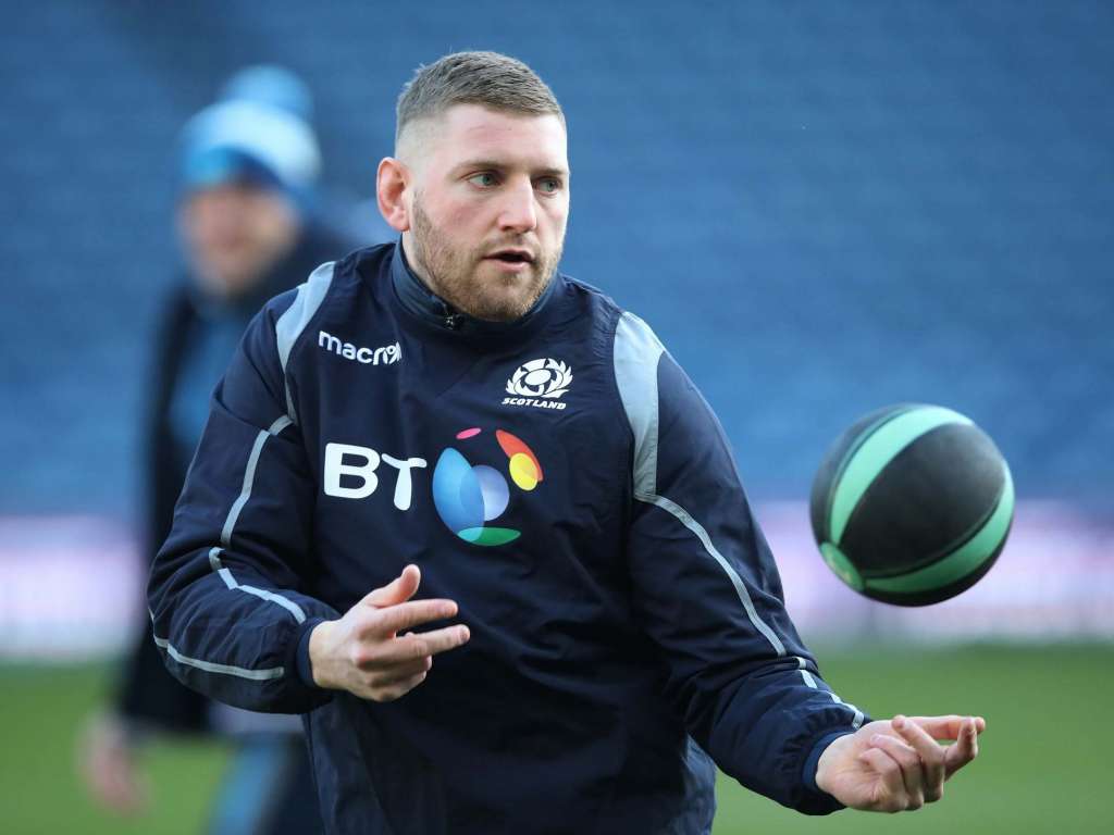 Finn Russell renvoyé par l’Écosse avant les Six Nations après une «  violation de la discipline  »