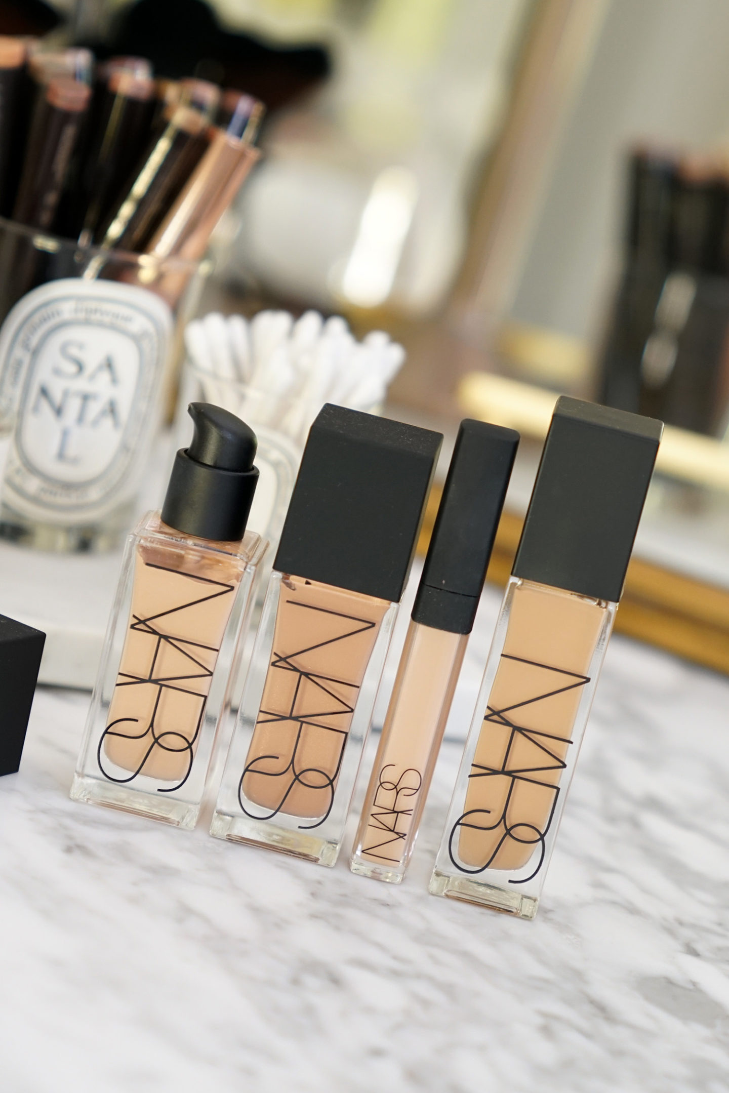 NARS Tinted Glow Booster vs Ginger Concealer et Vanuatu Foundation