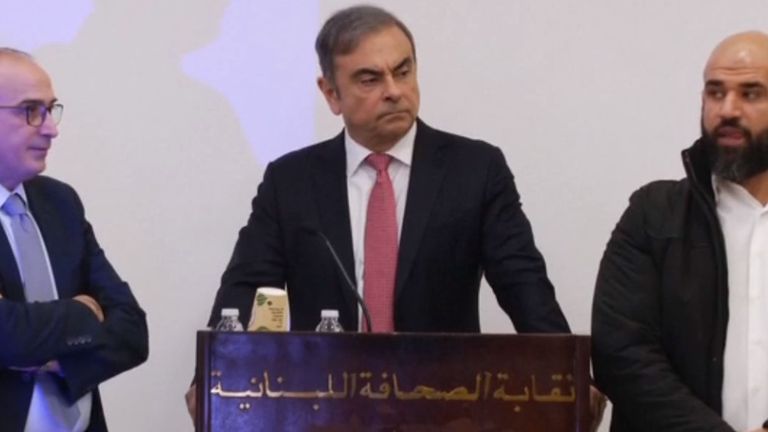 Carlos Ghosn se prépare à tenir sa première conférence de presse depuis son évasion du Japon