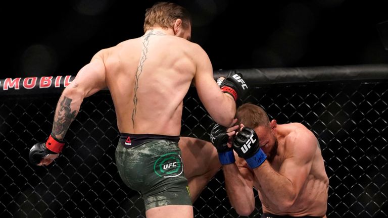 Conor McGregor a battu Donald Cerrone en seulement 40 secondes