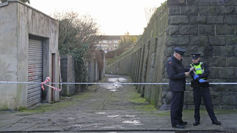 Gardai enquête toujours sur une propriété en lien avec le meurtre
