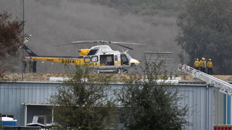 Les pompiers du comté de LA sur les lieux de l'accident
