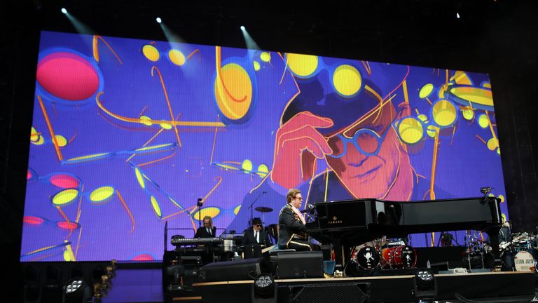AUCKLAND, NOUVELLE-ZÉLANDE - 16 février: Elton John effectue au Mt Smart Stadium le 16 février 2020 à Auckland, Nouvelle-Zélande. (Photo de Dave Simpson / WireImage)