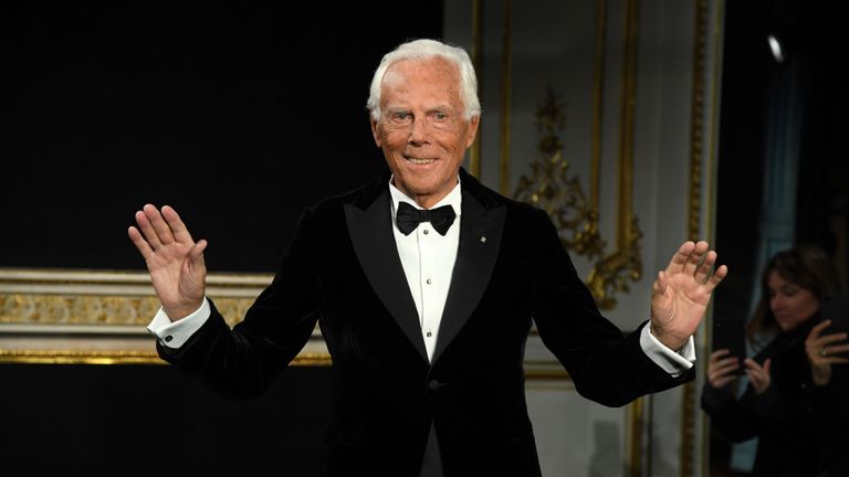 PARIS, FRANCE - 22 JANVIER: Giorgio Armani parcourt la piste lors du défilé Giorgio Armani Prive Spring io 2019 dans le cadre de la Fashion Week de Paris le 22 janvier 2019 à Paris, France. (Photo par Pascal Le Segretain / Getty Images)